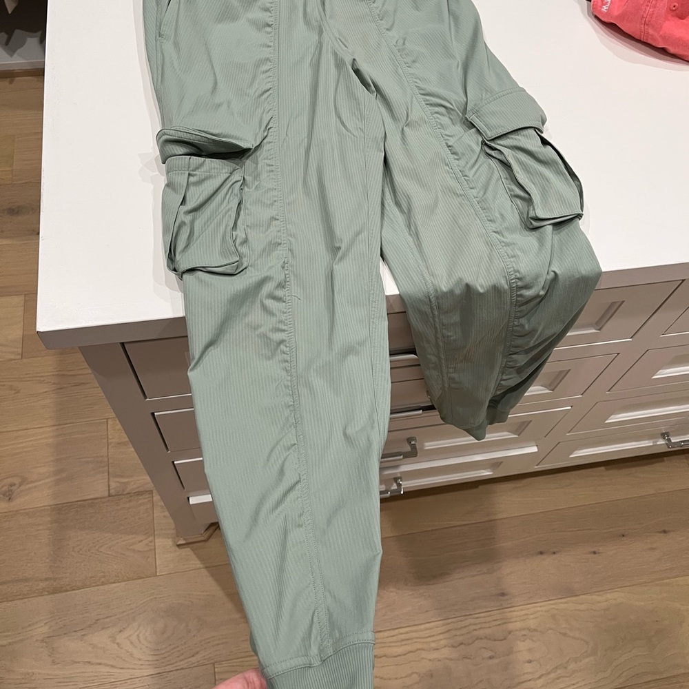 lululemon athletica Sage Cargo Pants